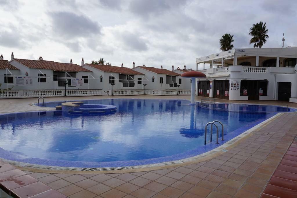 Apartamento El Descanso Son Bou Exterior photo